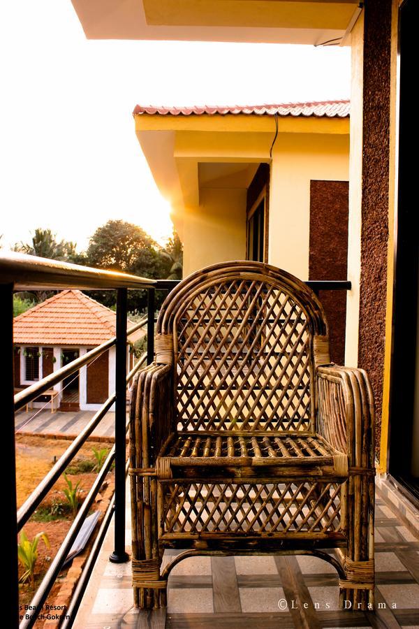 Lotus Beach Resort Gokarna  Exteriör bild