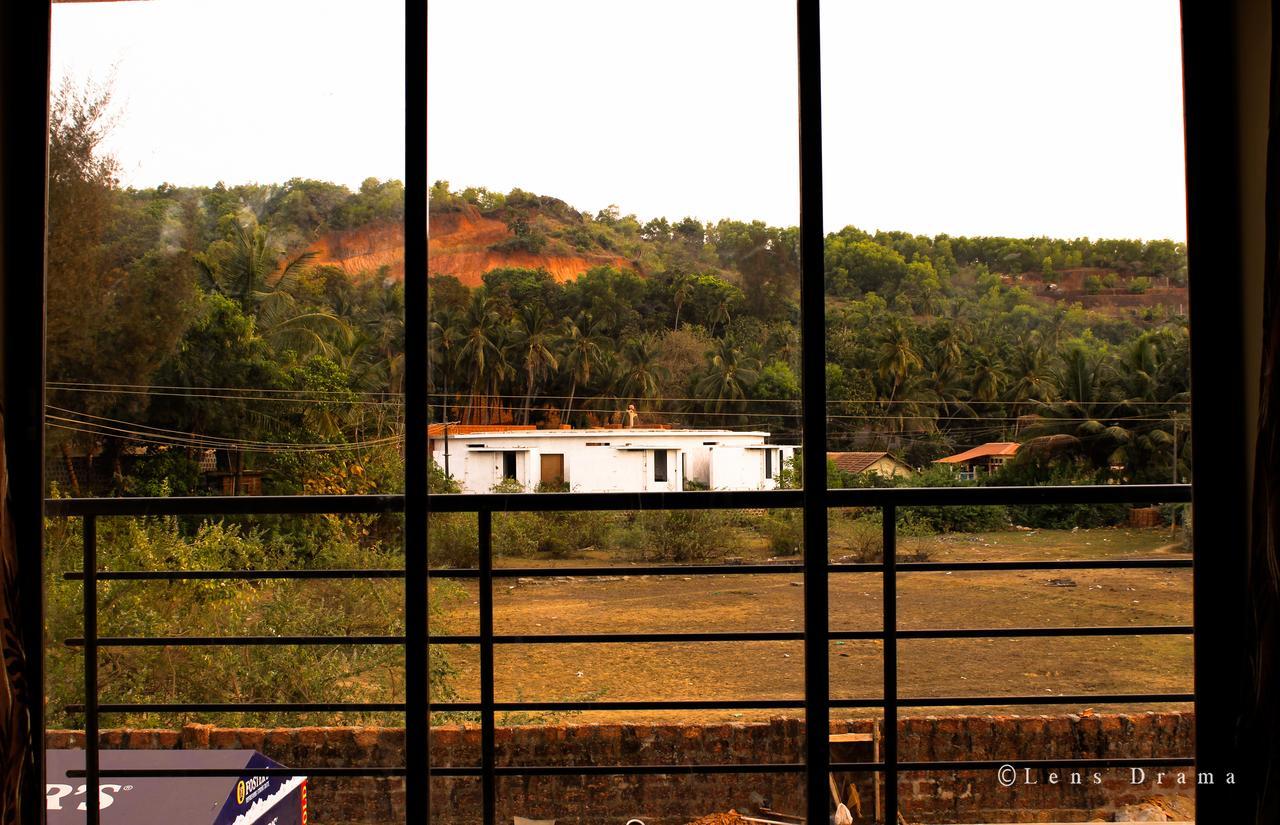 Lotus Beach Resort Gokarna  Exteriör bild